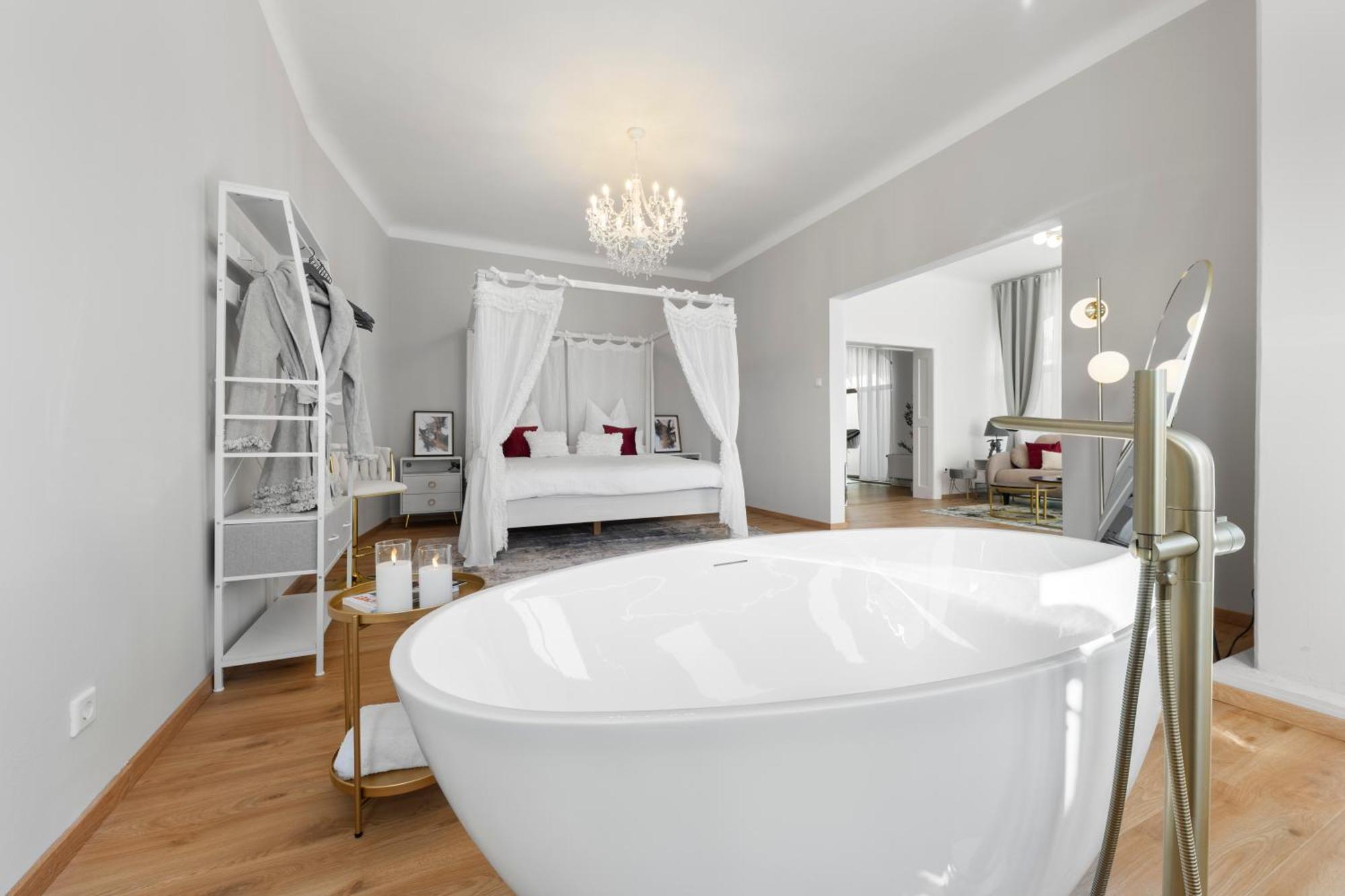 Liebelei Miesbach - Boutique-Apartment Mit Terrasse Im Zentrum Екстериор снимка
